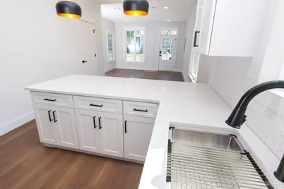 910 W Jackson St, Pensacola, FL 32501 - Photo 30