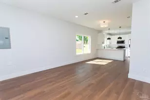 910 W Jackson St, Pensacola, FL 32501 - Photo 24