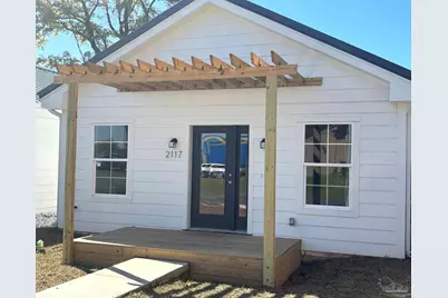 2117 W Jackson St, Pensacola, FL 32505 - Photo 1