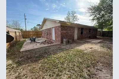 10758 Jolyne Dr, Pensacola, FL 32506 - Photo 4