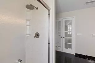 3341 Berkshire Ct, Pensacola, FL 32504 - Photo 32