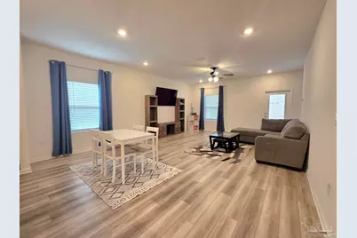 6621 Sun Tree Cir, Pensacola, FL 32526 - Photo 2