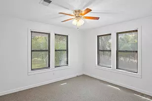 738 S E St, Pensacola, FL 32502 - Photo 16