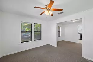 738 S E St, Pensacola, FL 32502 - Photo 4