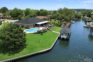 1047 Aquamarine Dr, Gulf Breeze, FL 32563 - Photo 1