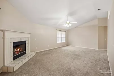 10303 Vintage Dr, Pensacola, FL 32514 - Photo 6