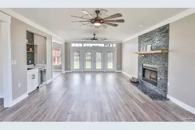 7390 San Ramon Dr, Milton, FL 32583 - Photo 8