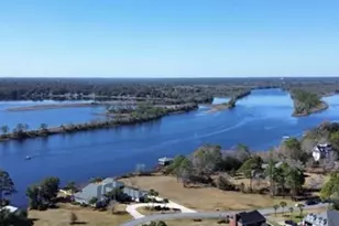 7390 San Ramon Dr, Milton, FL 32583 - Photo 2