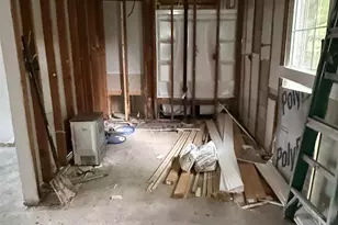 5555 Mayfair Dr, Pensacola, FL 32506 - Photo 4