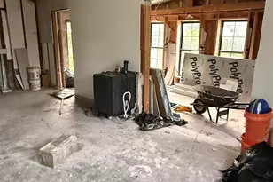 5555 Mayfair Dr, Pensacola, FL 32506 - Photo 2