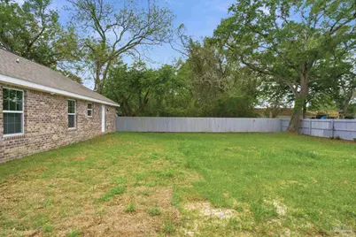 8055 El Estrecho Dr, Pensacola, FL 32514 - Photo 26