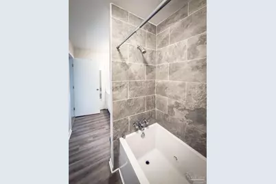 911 Springbrook Ave, Pensacola, FL 32505 - Photo 4