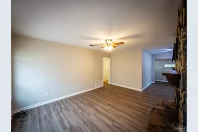 911 Springbrook Ave, Pensacola, FL 32505 - Photo 14