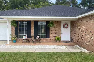 152 Carrier Dr, Pensacola, FL 32506 - Photo 2
