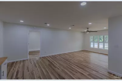 2080 Elaine Cir, Pensacola, FL 32504 - Photo 4