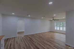 2080 Elaine Cir, Pensacola, FL 32504 - Photo 4