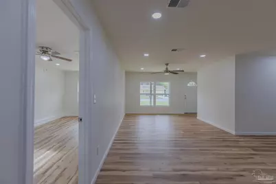 2080 Elaine Cir, Pensacola, FL 32504 - Photo 10