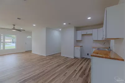 2080 Elaine Cir, Pensacola, FL 32504 - Photo 6