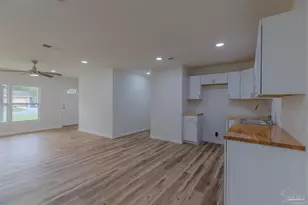 2080 Elaine Cir, Pensacola, FL 32504 - Photo 6