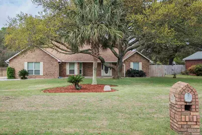 6073 Breckenridge Dr, Milton, FL 32570 - Photo 1