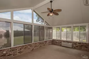 6073 Breckenridge Dr, Milton, FL 32570 - Photo 8