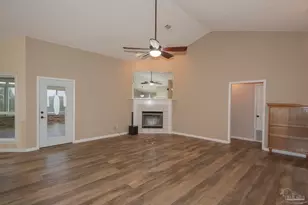 6073 Breckenridge Dr, Milton, FL 32570 - Photo 12