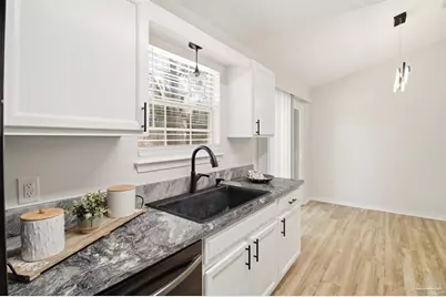 5327 Overbrook Dr, Milton, FL 32570 - Photo 8