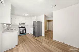 5633 Collinswood Dr, Milton, FL 32583 - Photo 12