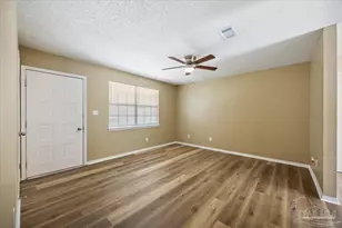 5633 Collinswood Dr, Milton, FL 32583 - Photo 6