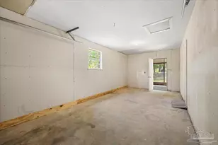 5633 Collinswood Dr, Milton, FL 32583 - Photo 22