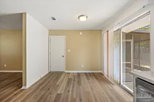 5633 Collinswood Dr, Milton, FL 32583 - Photo 10