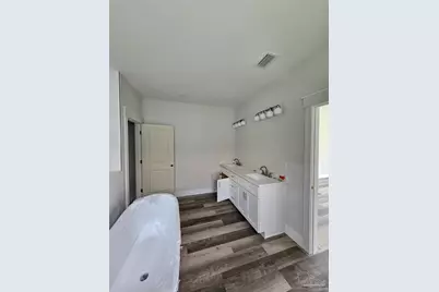 5529 Chenier Dr, Gulf Breeze, FL 32563 - Photo 20