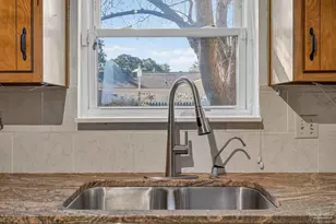 2933 Breckenridge Dr, Pensacola, FL 32526 - Photo 32