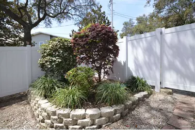 201 Pensacola Beach Rd #D17, Gulf Breeze, FL 32561 - Photo 42