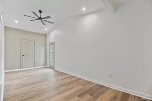 919 Crystal Springs Ave, Pensacola, FL 32505 - Photo 10
