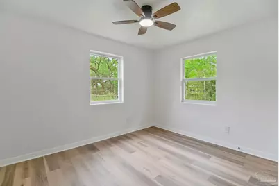 919 Crystal Springs Ave, Pensacola, FL 32505 - Photo 16