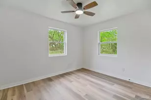 919 Crystal Springs Ave, Pensacola, FL 32505 - Photo 16