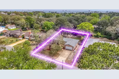 420 Dolphin St, Gulf Breeze, FL 32561 - Photo 32