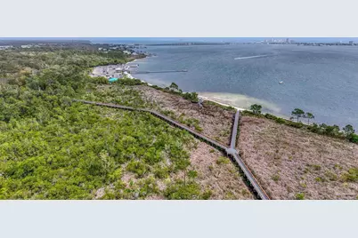 420 Dolphin St, Gulf Breeze, FL 32561 - Photo 40