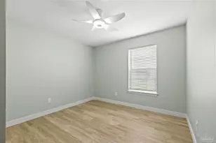 420 Dolphin St, Gulf Breeze, FL 32561 - Photo 26