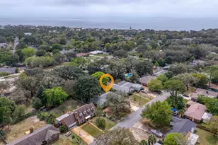 420 Dolphin St, Gulf Breeze, FL 32561 - Photo 38