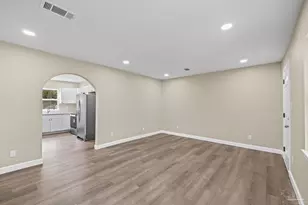 4819 W Jackson St, Pensacola, FL 32506 - Photo 12