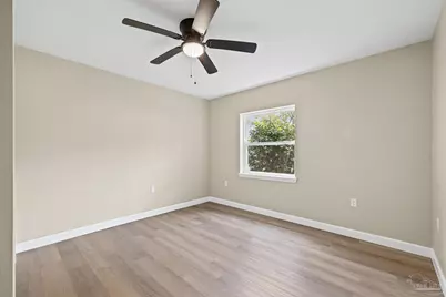 4819 W Jackson St, Pensacola, FL 32506 - Photo 26