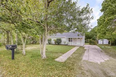 4819 W Jackson St, Pensacola, FL 32506 - Photo 2