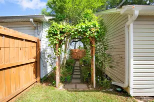 3437 Riverside Dr, Pensacola, FL 32514 - Photo 24