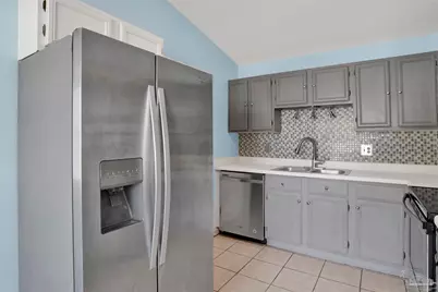 3437 Riverside Dr, Pensacola, FL 32514 - Photo 12