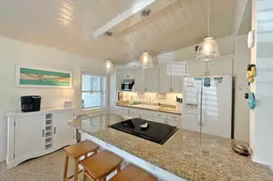 1207 Ariola Dr, Pensacola Beach, FL 32561 - Photo 10