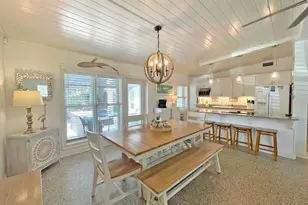 1207 Ariola Dr, Pensacola Beach, FL 32561 - Photo 4