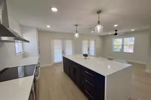 1613 Stanford Rd, Gulf Breeze, FL 32563 - Photo 12