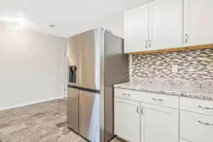 2325 Merle Cir, Pensacola, FL 32526 - Photo 12